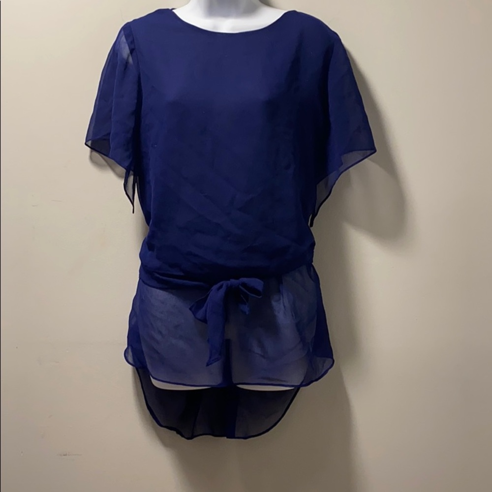 Stylish top for women